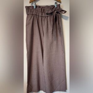 Zara Trafaluc Burgundy Houndstooth ankle pants